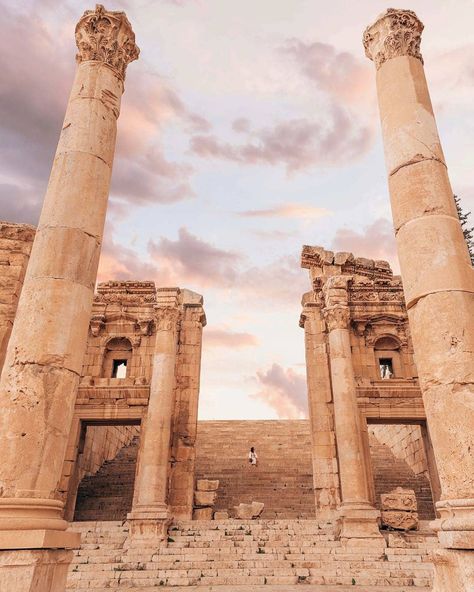 The Temple Of Artemis, Jerash Jordan, Temple Of Artemis, City Of Petra, Monday December, Amman Jordan, Wadi Rum, Ancient Buildings, London Skyline