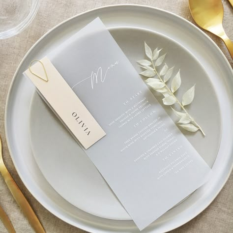 Gold Cutlery, Minimalist Wedding Invitation, Tafel Decor, Wedding Invitation Envelopes, Wedding Menu Cards, Minimal Wedding, Gold Clips, Place Names, Wedding Places