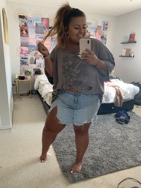 plus size, baggy tee, jean skirt, casual summer look Baddie Outfits Casual Summer, Plus Size Baddie Outfits Casual, Lake Outfit Summer, Birthday Attire, Lake Outfit, Plus Size Baddie, Plus Size Baddie Outfits, Plus Size Summer Outfits, Plus Size Outfit