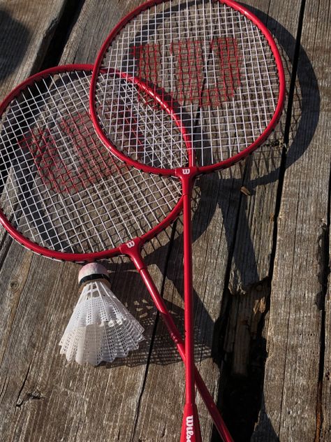 🏸volano badminton sport #badminton #aesthetic #sportaesthetic #sport #streetstyle Badminton Racket Aesthetic, Badminton Aesthetic, Sport Badminton, Badminton Photos, Playing Badminton, Aesthetic Sports, Cute Text Symbols, Badminton Sport, Tiktok Challenge