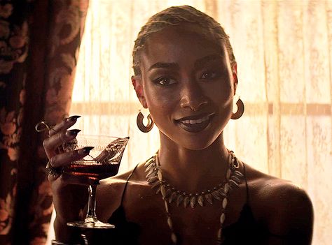 Tati Gabrielle, Black Vampire, Sabrina Spellman, Black Hollywood, Eyes Design, Girls Eyes, Greek Gods, Character Aesthetic, Purse Jewelry