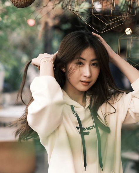 Who Is Yoko Apasra: The Leading Actress of The “Blank: The Series”? - Thai Update Yoko Apasra Pictures, Yoko Apasra Cute, Yoko Apasra, Drama Tv Series, Acting Skills, 22 Years Old, Tv Drama, Best Actress, Record Label