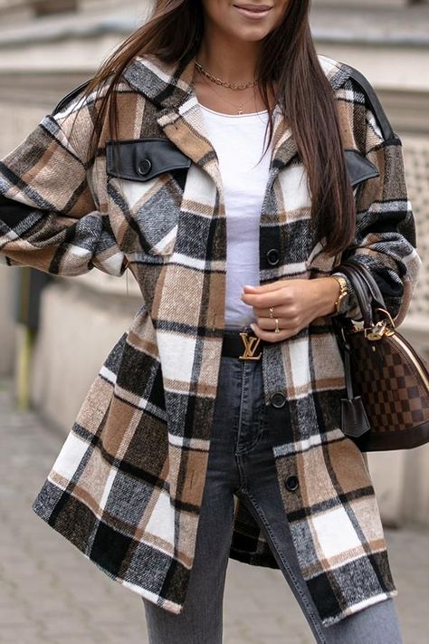 a424ed4bd3a7d6aea720b86d4a360f75desc53110521ri Plaid Print Shirt, Plaid Wool Coat, Elegante Casual, Plaid Jacket, Solid Clothes, Belarus, Wool Plaid, Look Chic, Plaid Shirt