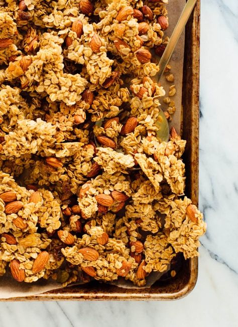 5. Orange and Almond Granola #greatist https://greatist.com/eat/mediterranean-diet-recipes-for-beginners Cardiometabolic Recipes, Almond Granola Recipe, Honey Almond Granola, Granola Recipe Homemade, Almond Granola, Easy Mediterranean Diet Recipes, Gluten Free Granola, Mediterranean Diet Plan, Cinnamon Recipes