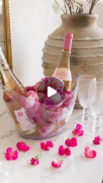 Carol & Ale on Instagram: "Flower Ice Cubes 🌸 perfect idea for hosting a Galentine’s Day party, Mother’s Day brunch, Bridal Shower!   Comment LINKS and I’ll send you a DM with the links to everything we used  This is a great idea to reuse flowers that are starting to wilt, and to create a beautiful tablescape! Use any flowers you love, fruits, or even just greenery  #valentinesdayideas #galentinesdayparty #galentinesdayideas #mothersdaybrunch #mothersdayideas #bridalshowerideas #entertaininginstyle #icecubes #entertainingathome #hostessgift #homeblogger" Ice With Flowers Inside, Reuse Flowers, Flower Ice Cubes, Galentines Day Ideas, Floral Ice, Flower Ice, Valentine's Day Recipes, Mothers Day Brunch, Day Party