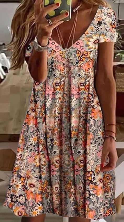 Cotton Blends Dress, Beach Lover, Floral Print Shorts, Types Of Dresses, Sleeveless Mini Dress, Casual Clothes, Endless Summer, Types Of Skirts, Stunning Dresses