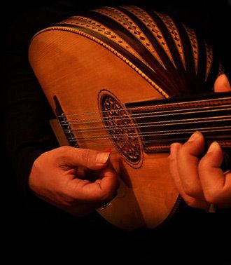 Making stringed lute or oud, or the Arabic countries, common in the Middle East and is one of the oldest musical instruments. About the history and origin of the instrument, there are different opinions. Citing some carved images, its roots in India and some of its origins as Balkh. The median age of this instrument in the Parthian and Sassanian Iran, the Iranians know a lot of it Scanlan Shorthalt, Old Musical Instruments, Tiefling Bard, Different Opinions, Yennefer Of Vengerberg, Vox Machina, Elder Scrolls, Pirates Of The Caribbean, The Middle East