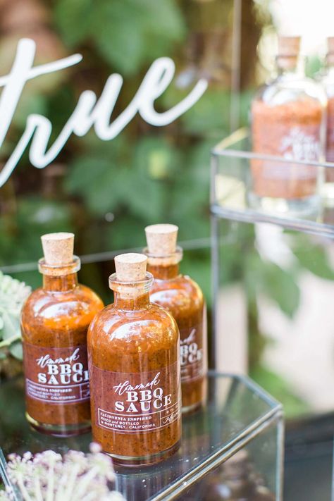 megan scott wedding bbq sauce Betty Crocker Cake Mix, Tuscan Inspired Wedding, Summer Wedding Favors, Summer Wedding Reception, Best Edibles, Edible Favors, Homemade Barbecue Sauce, Edible Wedding Favors, Wedding Sweets