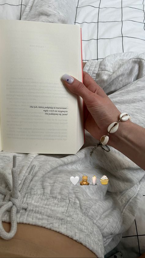 Insta story book inspo, emoji combination, grey tracksuits, white nails, blue nails, the spanish love deception Book Emoji Aesthetic, Books Emoji Combo, Reading Emoji Combo, Insta Story Emoji, Book Insta Story Ideas, Emoji Stories, Emoji Combos, Serbian Quotes, Emoji Combinations