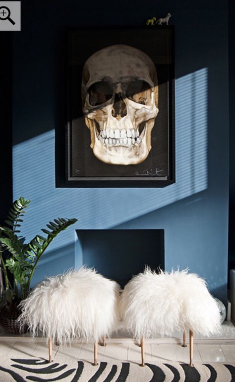 Ikea Sheepskin Rug, Ikea Sheepskin, Jealous Friends, Diy Stool, Cottage Style Decor, Skull Painting, Winter Diy, Futurama, Sheepskin Rug