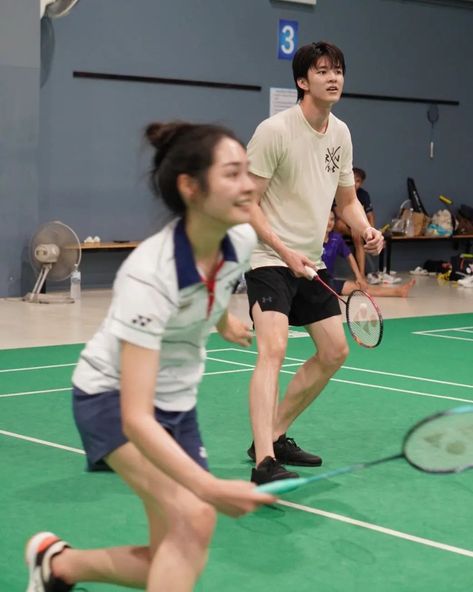 Badminton Aesthetic Boy, Badminton Couple, Couple Basketball, Badminton Outfit, Website Moodboard, Sport Life, Artwork Wallpaper, Gym Clothes Women, Goals Pictures