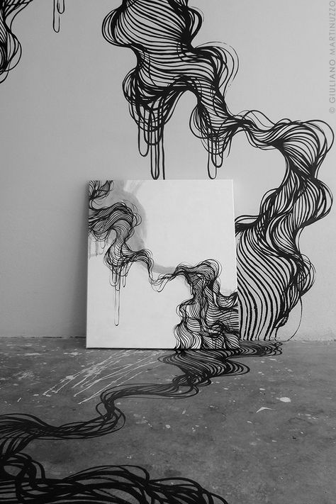 Tattoo, sketch art walls Ink Spill Art, Sketches For Wall Decor, Line Drawing Mural, Sketches On Wall, Wall Sketch Ideas, Mural Wall Art Creative, Black And White Wall Painting, Tattoo Mural, Street Sketching