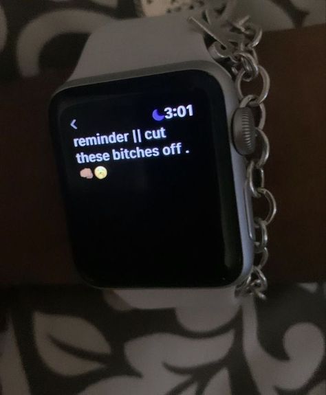 Apple Watch Quotes, Watch Motivation, Watch Quotes, Apple Quotes, Bossbabe Quotes Motivation, Charm Bracelets For Girls, Apple Watch Fashion, Selfie Quotes