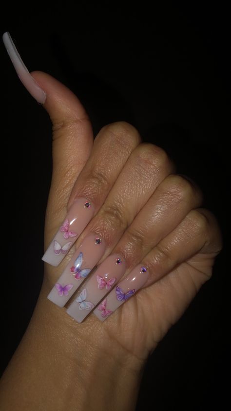 #nails #butterfly #coffinnails Ombre Nail Designs With Butterflies, Nude Nails With Butterflies, Baby Shower Nails, Nails Butterfly, Hot Nail Designs, Ombre Acrylic, Butterfly Nails, Finger Nail Art, Baddie Nails