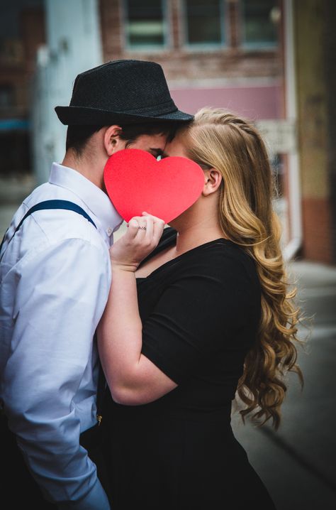 1950s Vintage Style Valentines Photo shoot Valentines Couple Poses, Valentines Day Couples Photoshoot, Valentine Photo Shoot Ideas, Valentines Photoshoot Ideas Couples, Valentine Couple Photoshoot, Family Valentines Pictures, Family Valentines Day Photoshoot, Valentine Photo Shoot Couples, Valentine’s Day Photoshoot Couples