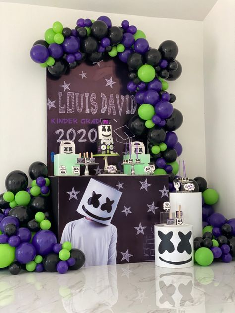 DJ Marshmello party #birthdayparty #djmarshmello #djmarshmellobirthdayparty #birthdaypartyideas #decoration #birthdaydecoration Dj Marshmello, Dj Party, Profile On Instagram, Theme Party, Birthday Decorations, Halloween Wreath, Party Themes, Birthday Parties, Dj