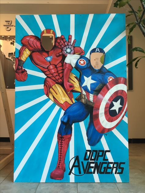 DIY Avengers face in hole photo board for carnival, church event, bazaar . Face In Hole Photo Board, Superhero Photo Booth, Diy Avengers, Avengers Birthday Party Decorations, Superhero Party Decorations, Iron Man Photos, Marvel Birthday Party, Marvel Party, Face In Hole