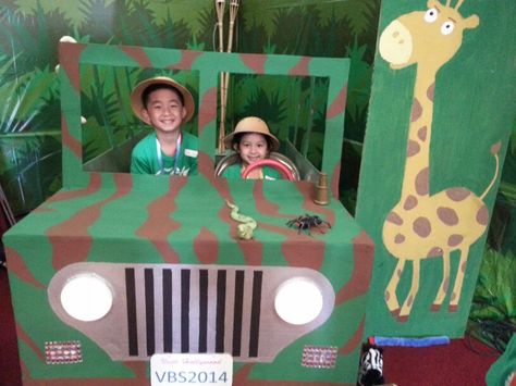 VBS Safari Jeep Diy Safari Jeep, Safari Jeep Photo Booth, Jeep Photo Booth, Safari Photo Booth, Safari Vbs, Vbs Jungle, Safari Jeep, Jungle Decorations, Safari Photography