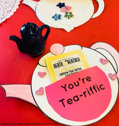 You're Tea riffic teapot craft. Free printable teapot template. Easy Mother's Day card idea for kids. Great for toddlers and preschoolers. Teapot Template, Mothers Day Crafts Preschool, Teapot Crafts, Easy Mother's Day Crafts, Mother's Day Projects, Tea Crafts, Mother's Day Craft, Tea Riffic, Boyfriend Crafts