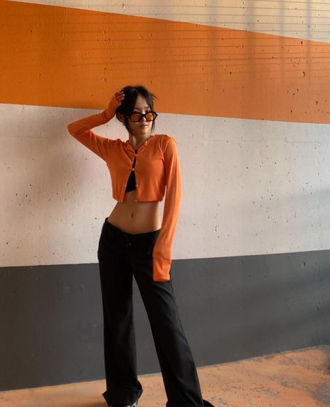 steph🥡🥢 on Instagram: “matching @withjean - - - - - #withjéangirls #orange #parkhouse #parkinggarage #garage #aesthetic #outfit #look #stylefashion #berlin…” Orange Cardigan, Orange Outfit, Aesthetic Fits, Fire Fits, Mode Inspo, Fashion Killa, Outfits Aesthetic, Black Outfit, Aesthetic Clothes