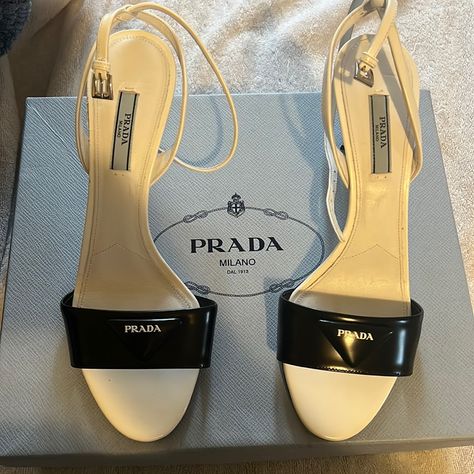 Prada Heels In Perfectly New Unused Condition. Sepatu Prada, Prada Shoes Aesthetic, Dream Heels, Prada Heels, Fancy Heels, Vintage Prada, Shoes Prada, Prada Shoes, Shoe Shop