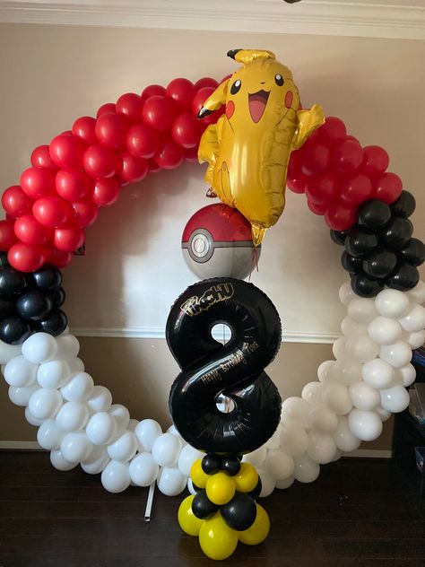 Pokemon Balloon decoration Balloon bouquet. Red and white balloons. Pokemon Outdoor Decorations, Pokemon Balloon Decor, Pokemon Birthday Balloons, Pokemon Balloon Bouquet, Pokemon Balloon Arch, Pokémon Balloons, Pokemon Birthday Party Decorations, Pokemon Birthday Party Ideas, Pokemon Party Supplies