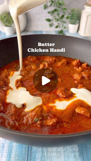 Chili Chicken Recipe Indian, Boneless Chicken Recipes Indian, Chicken Handi Recipes, Pakistani Cooking, Chicken Handi, Tandoori Paste, Butter Chicken Recipe Indian, Kashmiri Chilli, Chicken Batter