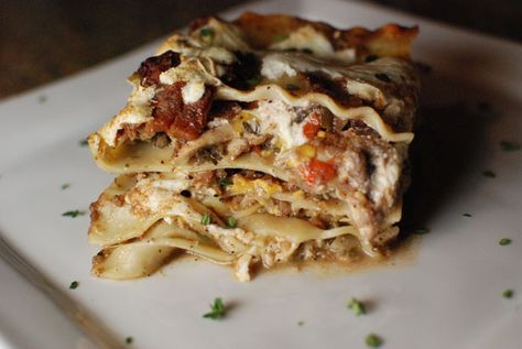 Jerk Chicken Lasagna - The Food in My Beard Layering Lasagna, Autumn Pasta Recipes, Western Recipes, Recipe Lasagna, Fall Pasta, Chicken Lasagna, Baked Pasta Recipes, Best Pasta Recipes, Spinach Lasagna