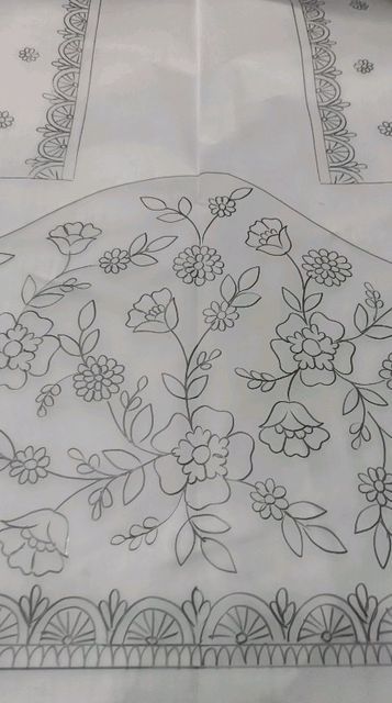 Flower Kodi Design Aari Work Tracing, Aari Work Blouse Simple Design Tracing, Kodi Design, Embroidery Layout, Pencil Pattern, Peacock Embroidery Designs, Pencil Drawings Of Flowers, Embroidery Hoop Art Diy, Latest Bridal Blouse Designs