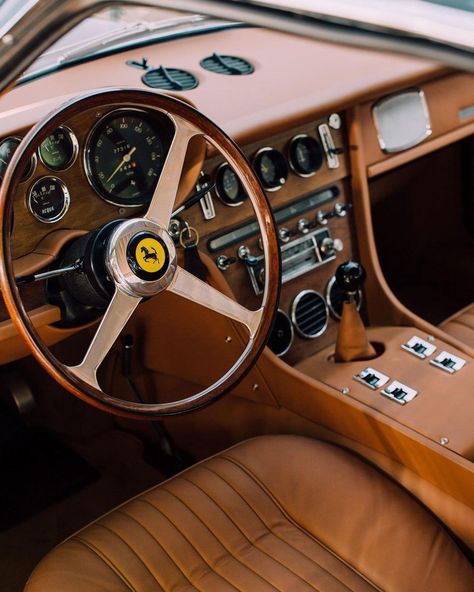 Alexander Kraft, Custom Car Interior, Vintage Sports Cars, Custom Chevy Trucks, Car Interior Design, Car Upholstery, Car Interiors, Classic Sports Cars, Ferrari Car