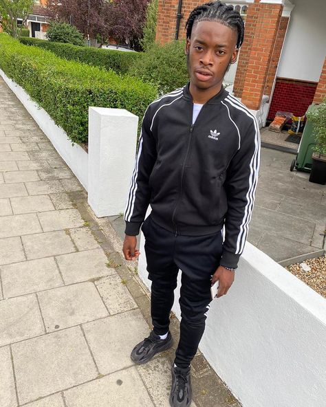 AD🐺! on Instagram: “✌🏾” Adidas Sst Drip, Black Sweatpants Outfit Men, Black Tracksuit Outfit, Black Sweatpants Outfit, Sweat Suits Outfits, Adidas Sst, Tracksuit Outfits, Adidas Outfits, Suits Outfits