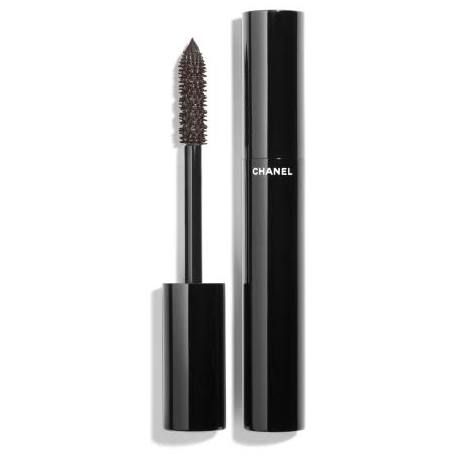 CHANEL LE VOLUME DE CHANEL Mascara, 80 - ÉCORCES, 0.21 OZ., volumizing, thickening, brown, dark brown Mascara Chanel, Chanel Mascara, Mac Mascara, Perfume Chanel, Short Lashes, Mascara Review, Beauty Youtubers, Daily Beauty Routine, Best Mascara