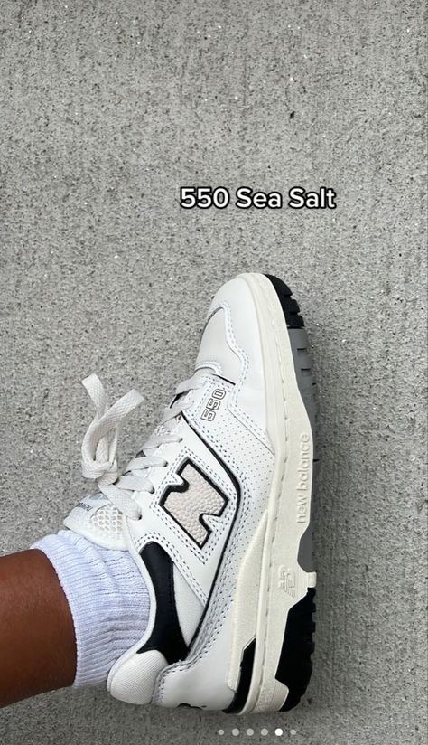 New Balance 550 White Marblehead, New Balance Retro Women, New Balance 550 Womens Outfit, New Balance 550 Off White, Sea Salt New Balance 550, Bew Balance Shoes, Old New Balance Shoes, 550s New Balance, Nee Balance 550 Outfit