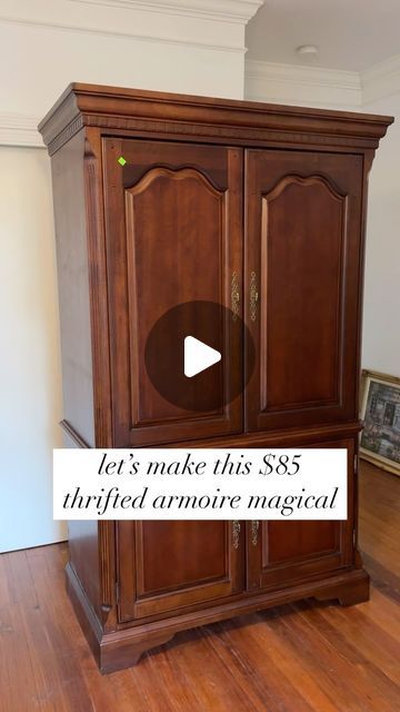 Painted Wardrobe Doors Ideas, Dresser Cabinet Makeover, Pine Cabinet Makeover, Chest Of Drawers Makeover Ideas, Refinish Armoire Ideas, Old Armoire Makeover, Chalk Paint Kitchen Cabinets Diy, Hutch In Bedroom, Diy Armoire Makeover Ideas