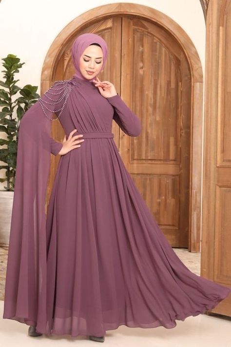 Wedding Frock Designs, Latest Abaya Designs, Latest Abaya, Hijabi Dresses, Beautiful Gown Designs, Simple Long Dress, Islamic Fashion Dresses, Become Popular, Soiree Dress