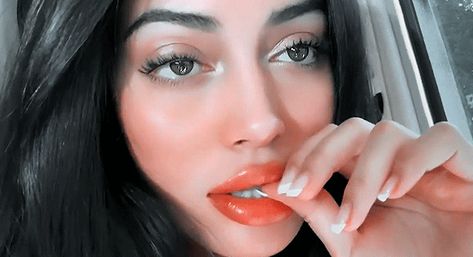 Wolfie Cindy Gif, Cindy Kimberly Gif, Cindy Wolfie, Wolfie Cindy, Muscles Of The Face, Barbie Images, Snap Friends, Kylie Jenner Outfits, Cindy Kimberly