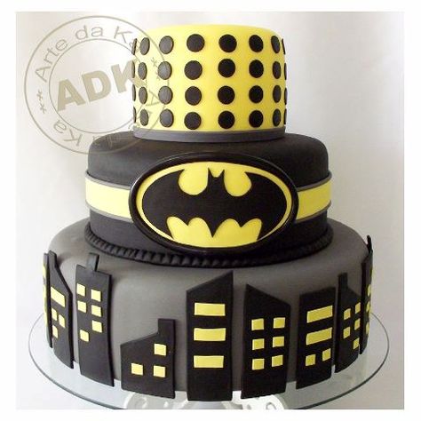 Batman Cake, Batman Birthday Party, Batman Party, Batman Birthday, Superhero Cake, Tiered Cake, Novelty Cakes, Cakes For Boys, Fancy Cakes