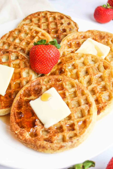 Eggos Waffles, Toaster Waffles, Eggo Waffles, Frozen Waffles, Make French Toast, French Toast Recipe, Best Breakfast Recipes, Skillet Meals, Toast Recipes