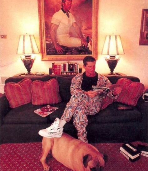 Wrestling Rare Photos on Instagram: “Vince McMahon reading a magazine in his living room in the early 90s. I always heard about Vince McMahon having a portrait of himself in…” Mcmahon Family, Reading A Magazine, Male Wrestlers, Chris Benoit, Shane Mcmahon, Young Bucks, Eddie Guerrero, Classic Photo, Stephanie Mcmahon