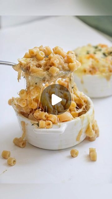 Sam Schnur on Instagram: "One-Pot FRENCH ONION MAC! Kinda like French onion soup, but better 😮‍💨🤩 Rich, creamy, and delicious! See the recipe below and tag someone who would love this! #PHAAT
…
Recipe:
- in a skillet on medium/low heat, sauté 1 large sliced white onion in olive oil and 1 tbsp butter. Stir frequently and allow to reduce for 45-50 mins. About half way through, add 2 cloves minced garlic, 1 tbsp white wine, 1/2 tbsp balsamic vinegar, and 1 tsp fresh Thyme, salt and pepper
- Add 8oz raw pasta of choice (i used ditalini) and 3 cups of beef broth until pasta is covered. Also add 1 tsp or Worcestershire. Mix and cover with a lid and allow pasta to cook, stirring occasionally
- Once al dente add 1/4 cup heavy cream and mix. Add 1/4 cup Gruyère and mix. Add pasta to ramekin and Raw Pasta, Thyme Salt, French Onion Soup, White Onion, Onion Soup, French Onion, Fresh Thyme, Beef Broth, Balsamic Vinegar