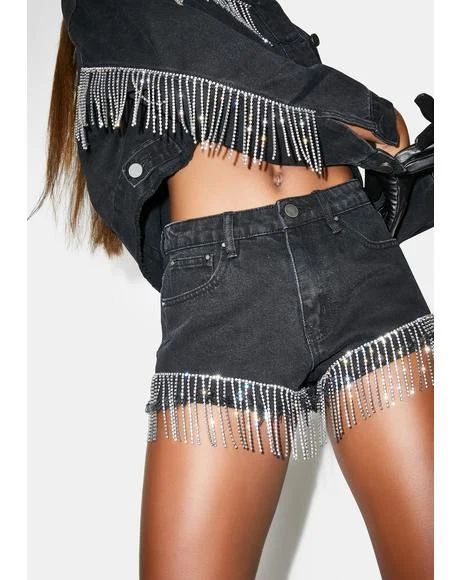 46771d1f432b42343f56f791422a4991 Nashty Bachelorette, Shorts With Rhinestones, Fringe Shorts, Haine Diy, Bachelorette Ideas, Sparkle Party, Rhinestone Fringe, Short Fringe, Concert Outfits