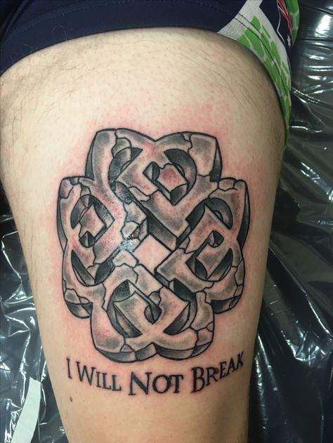 I couldn't find a design I liked and this artist at king st tattoo did an amazing job at drawing up what I wanted. It's the beginning. Breaking Benjamin! Breaking Benjamin Tattoo, Breaking Benjamin Logo, Benjamin Tattoo, Lp Tattoo, St Tattoo, Tattoos Inspo, Army Tattoos, Breaking Benjamin, Symbol Tattoo