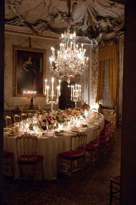 Shabby and beautiful Stucco Ceiling, Venezia Italy, Dollhouse Inspiration, The Ritz Carlton, Luxury Dining, Ritz Carlton, Elegant Dining, Elegant Homes, Spring Garden