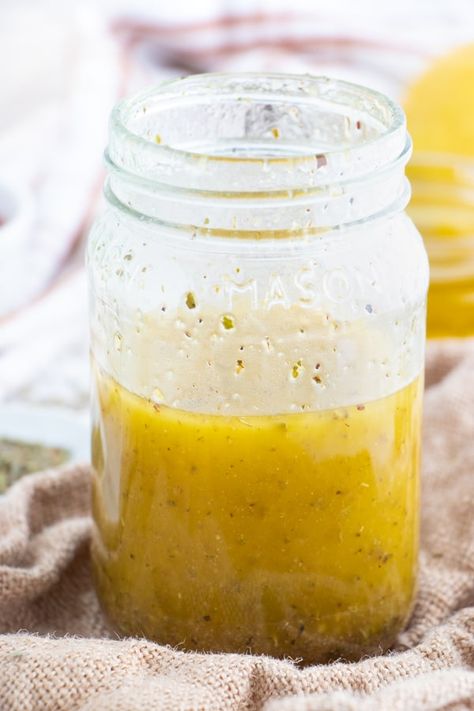 Homemade Italian Dressing Recipe Pickle Juice Salad Dressing, Easy Homemade Italian Dressing, Italian Salad Dressing Homemade, Vinaigrette Recipes Easy, Italian Dressing Recipe, Italian Dressing Recipes, Homemade Italian Dressing, Citrus Vinaigrette, Salad Dressing Recipes Homemade