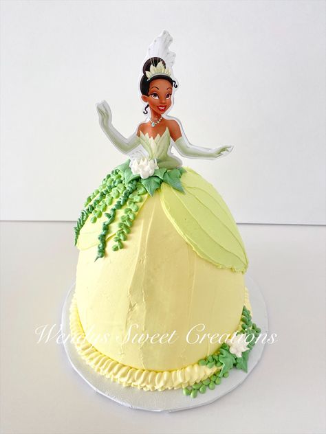 Princess And The Frog Birthday Cake, Tiana Cake, Barbie Dress Cake, Barbie Doll Birthday Cake, Doll Birthday Cake, Simple Cake Designs, Princess Tiana, Dress Cake, Doll Cake