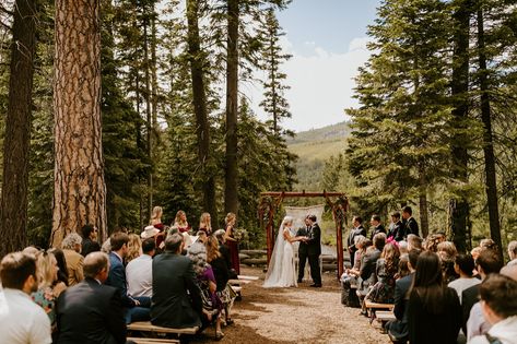 Skyliner Lodge Aspen Hall Bend Oregon Forest Woodsy Wedding Victoria Carlson Photography Oregon Forest, Washington Wedding Venues, Wedding Venues Oregon, Forest Theme Wedding, Mountain Wedding Venues, Woodsy Wedding, Montana Wedding, Let's Get Married, May Weddings