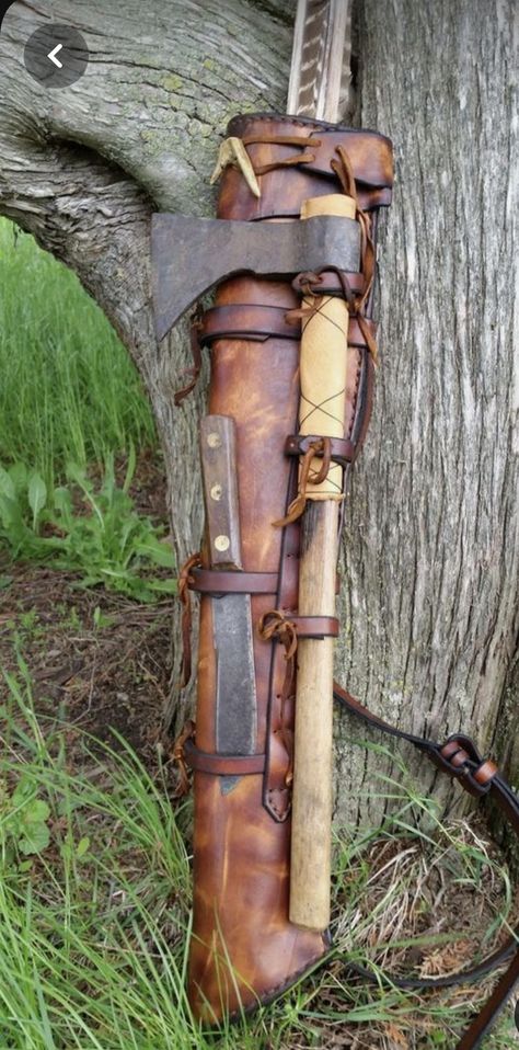 Writers Motivation, Webtoon Ideas, Leather Quiver, Witch Hunter, Bushcraft Kit, Artist Bag, Bushcraft Gear, Archery Bows, Hunting Tools