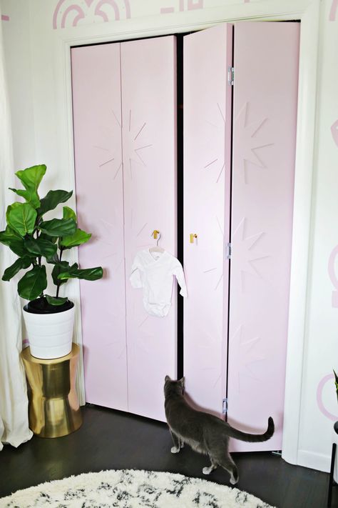 painted closet doors instead of accent wall Stenciled Closet Doors, Stencil Closet Doors, Preppy Closet Door, Sunburst Closet Door Diy, Stencil Bifold Closet Doors, Closet Door Kis Room, Closet Doors Painted, Custom Closet Doors, Accordion Doors