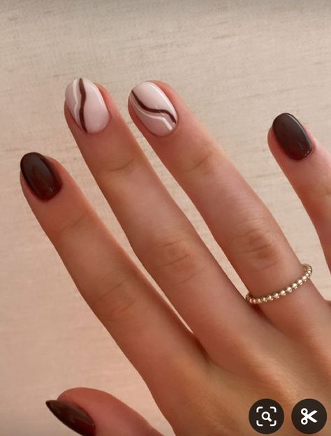 Simple Nail Designs Almond Shape Short, Fall Nail Designs Almond Shape Short, Brown Nails Short Almond, Brown Squiggle Nails, Brown Oval Acrylic Nails, Short Brown Nails Design, Simple Brown Nail Designs, Cute Easy Fall Nails, Brown Almond Shaped Nails