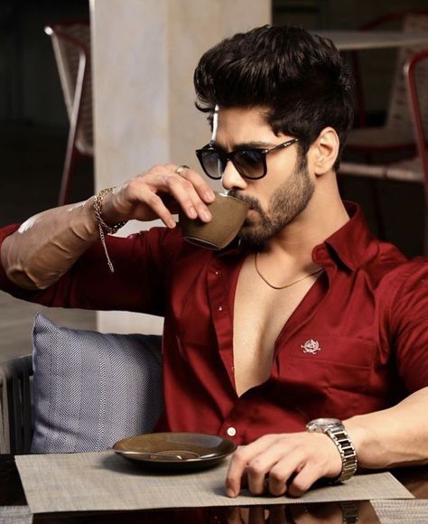 Boys Dpz Profile Pictures, Dpz Profile Pictures, Simba Nagpal, Attitude Dp, Handsome Indian Men, Attractive Eyes, Men Fashion Casual Shirts, Cool Hairstyles For Men, Beautiful Pakistani Dresses